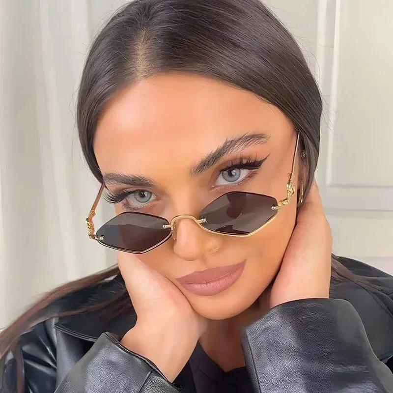 Luxury Brand Metal Sunglasses for Women Men New Half Frame Diamond Shaped Sunglasses Dopamine Small Outdoor Sunglasses