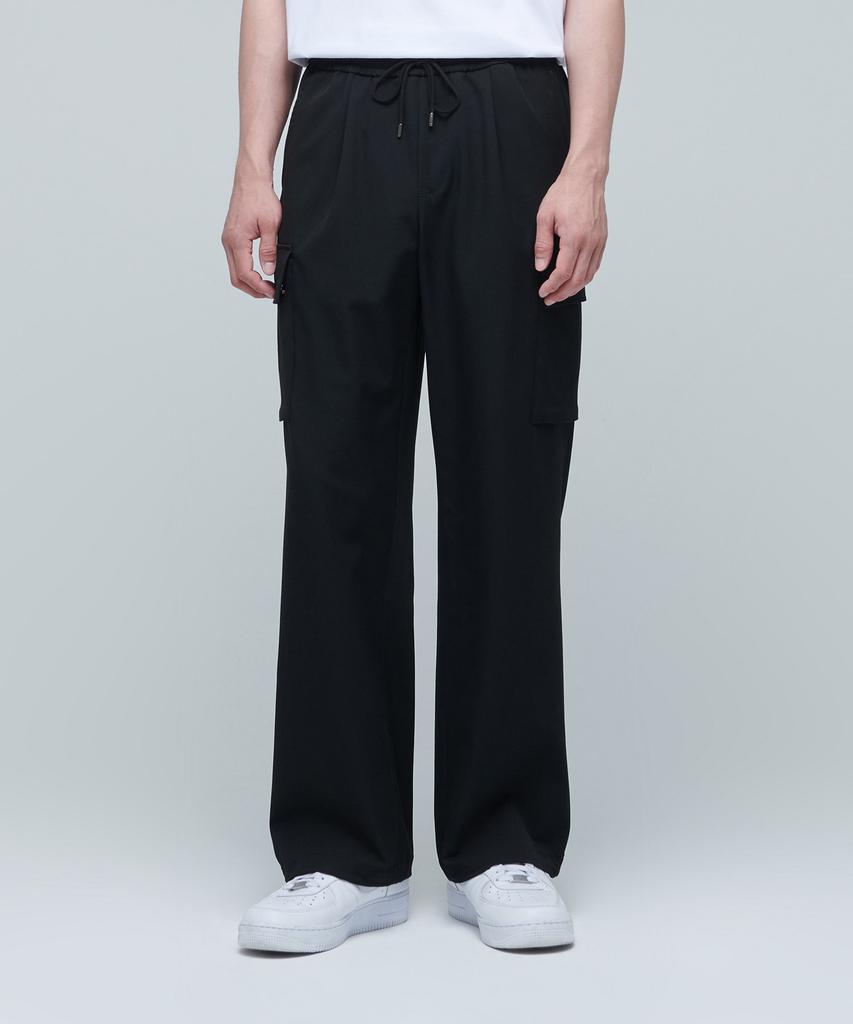 MUSINSA STANDARD Wide Elastic Cargo Slacks [Black]