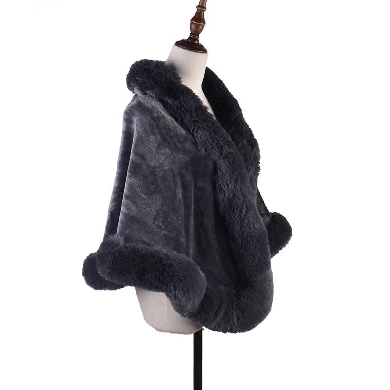 Women's Romantic Shawl Fur Coat With High Quality Artificial Fur For Warmth And Comfort