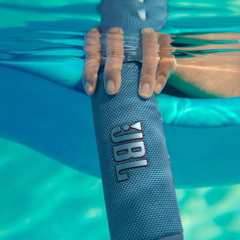 JBL Портативная Bluetooth-колонка Flip 6, штекер CN (адаптер в комплекте)
