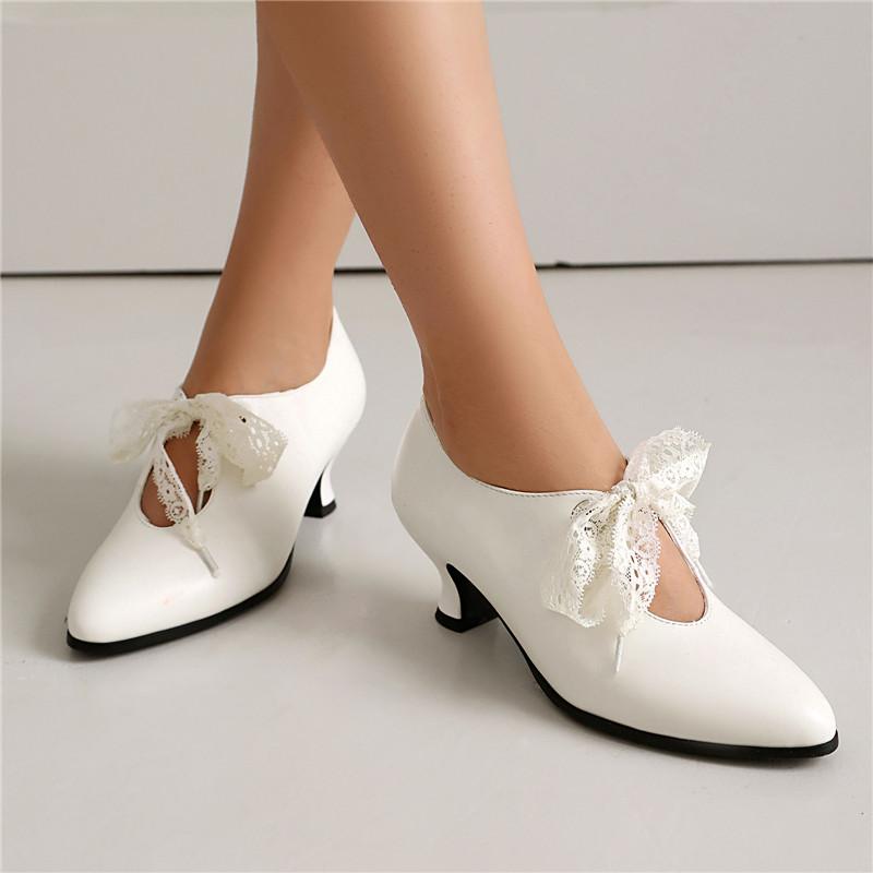 Women's Low-heeled Single Shoes Spring and Summer New Fashionable Small Pointed Large-size Lace-up Low-top Shoes