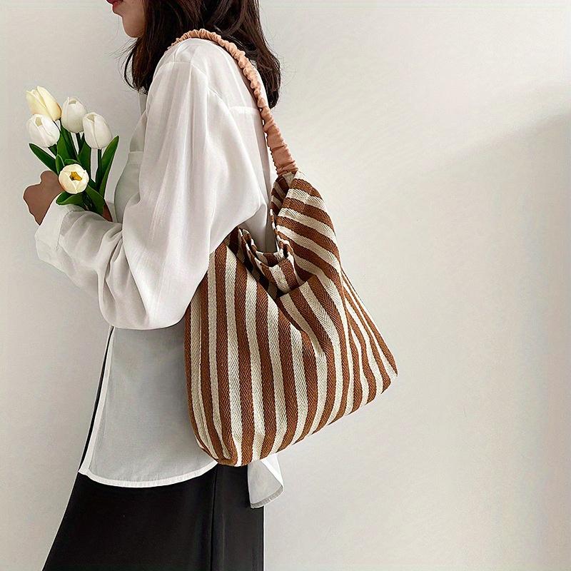 Вместительная полосатая сумка-тоут Стильные желто-синие вертикальные полосы, просторная сумка через плечо с оборками, идеально подходит для повседневной хозяйственной сумки