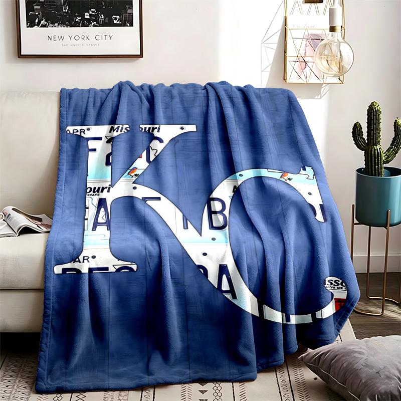 Персонализированные флисовые пледы с тематикой Kansas City Royals для улицы. Мягкие, подходят для всех сезонов. Идеальны для диванов, кроватей и кемпинга.