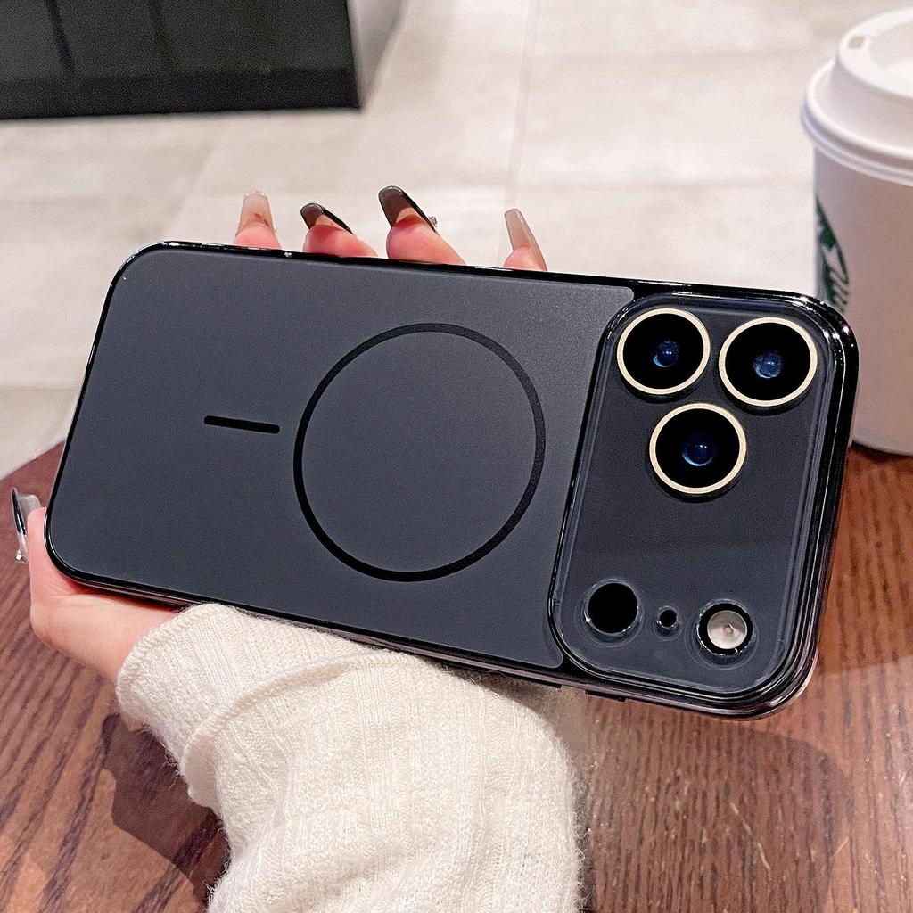 iPhone 17 Pro Max Гальванизированный Матовый Магнитный Чехол с Покрытием Всей Площади Линз