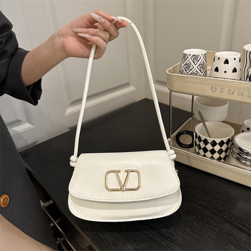 Spring New Foreign Solid Color Texture Exquisite Underarm Bag Women's Retro Trend High-end Personality Casual Shoulder Bag