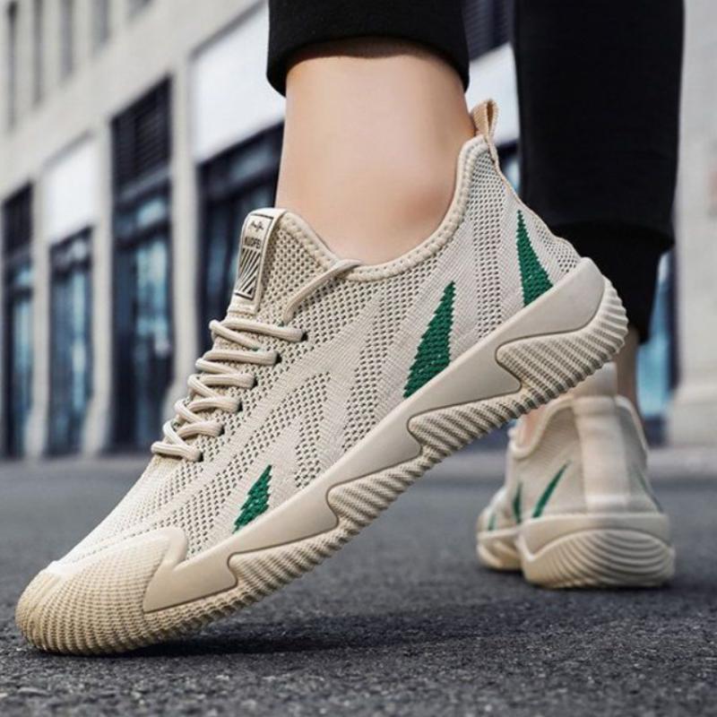 Male Shoes Lightweight Trend 2024 Mesh Men's Casual Sneakers Light Size 9 On Clearance Original Fashion Jump 39 Korean Simple