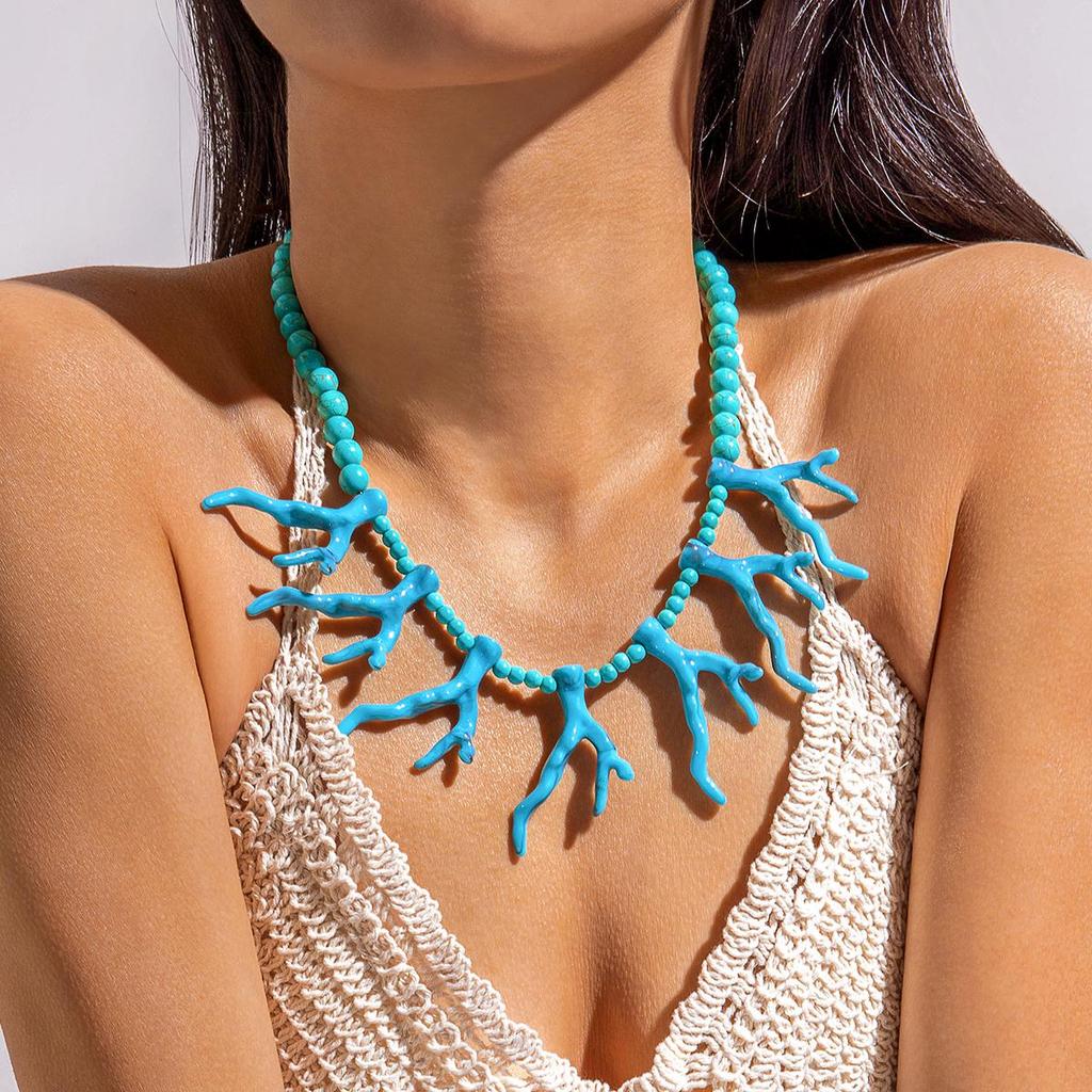 Летнее хит продаж, имитация цвета бирюзы, акриловое ожерелье с коралловым кулоном для женщин, ювелирные изделия, ожерелье для пляжного отдыха
