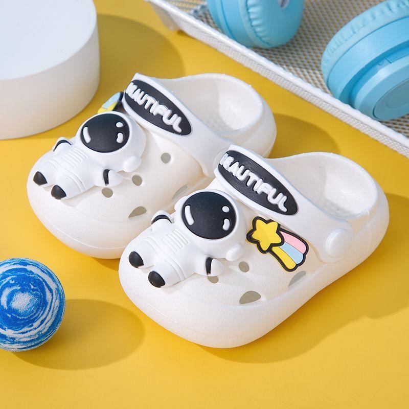 Non-slip astronaut clogs, astronaut children's slippers, summer cartoon sandals for boys and girls, kids' sandals