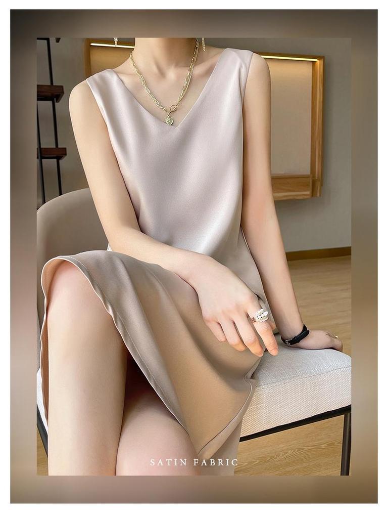 Черное атласное платье-комбинация А-силуэта без рукавов – Женское летнее платье длиной выше колена