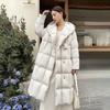 Женская куртка на белом утином пуху с капюшоном и пряжкой-присоской 2024 года, утепленная зимняя теплая куртка