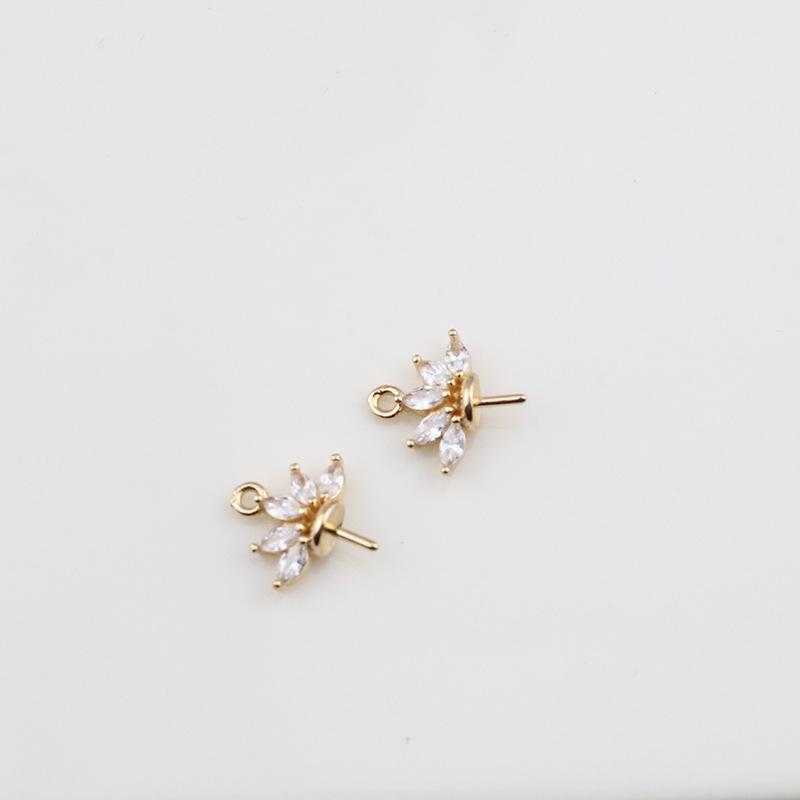 Серьги в форме крыла русалочьего хвоста с 18-каратным медным цирконием и жемчужной подвеской