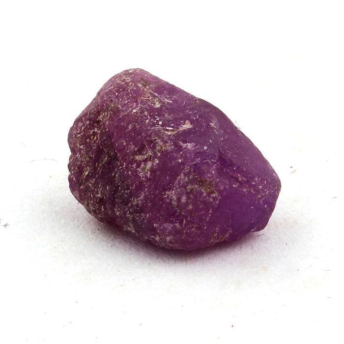 Pierres et Minéraux. Rubis. 5.80 ct. Kiteto District, Manyara Region, Tanzanie.