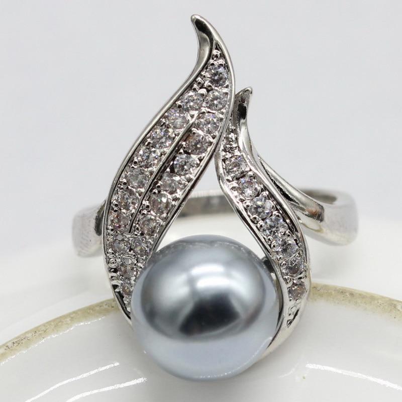 Кольцо с искусственным жемчугом и кубическим цирконием для женщин