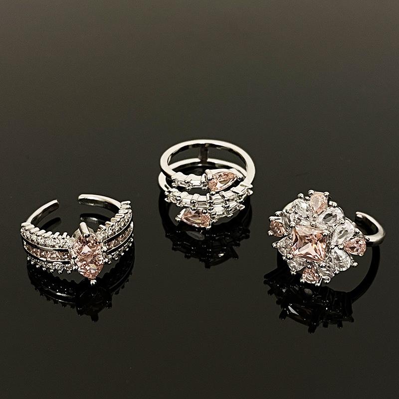 Нишевый дизайн Грушевидный розовый циркон Многослойное кольцо в форме змеи Сладкая и крутая личность Открытое кольцо Женское Легкая роскошь Высококлассное кольцо