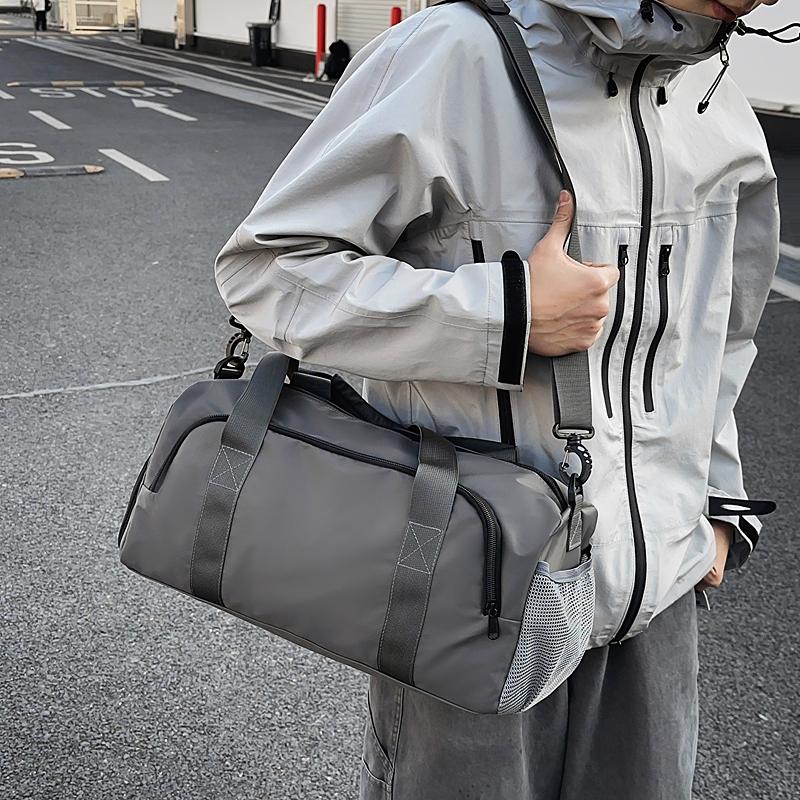 Travel Bag Large Capacity Fitness Travel Bag Sports Luggage Bag Separation Shoes Bags Dry Wet Separation Student Storage Bag