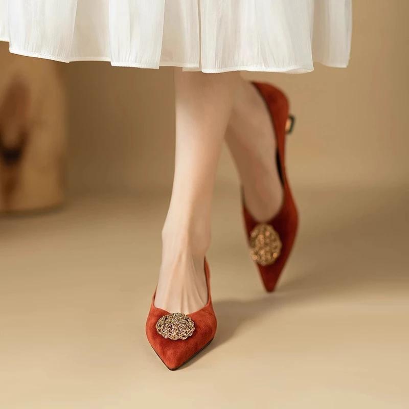 Французские черные туфли на среднем каблуке женские удобные офисные и профессиональные туфли из мягкой кожи и замши с острым носком туфли-лодочки Zapatos