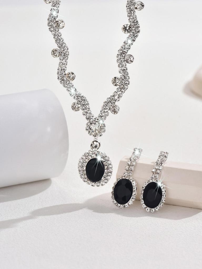 Набор ожерелья и серег с кисточками из страз в форме капли: Элегантная европейско-американская цепочка на ключицу в стиле легкой роскоши для женщин