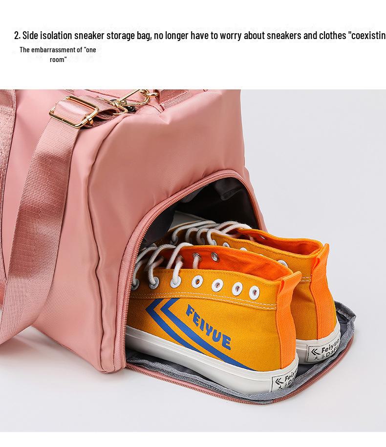 Вместительная дорожная сумка с отделением для влажного и сухого белья, идеально подходит для занятий спортом, йоги и коротких поездок, с напечатанным логотипом.