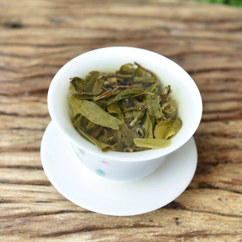 Юньнаньский пуэр сырой чайный пирог листовой чай в железной банке 104 г (8г * 13 шт.)