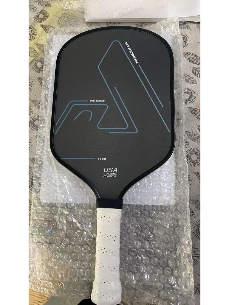 Падл для пиклбола из углеродного волокна T700 с матовым покрытием тканевой текстуры, толщина 16 мм, качество для профессиональных соревнований.