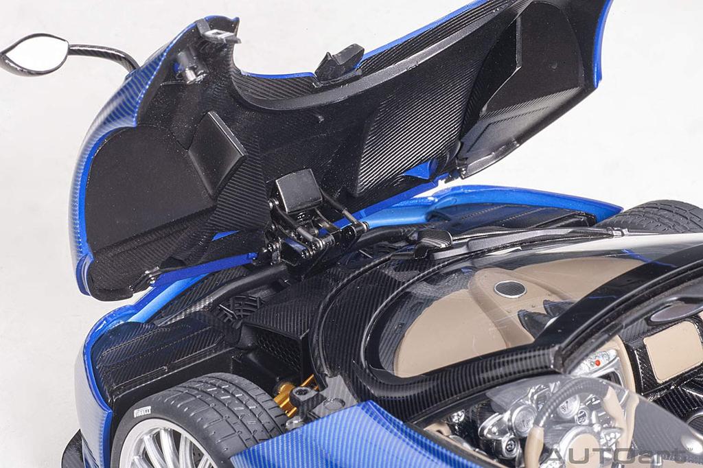 AUTOart Масштаб Pagani Huayra Roadster Синий Углеволокно Готовая Модель 78286 1/18