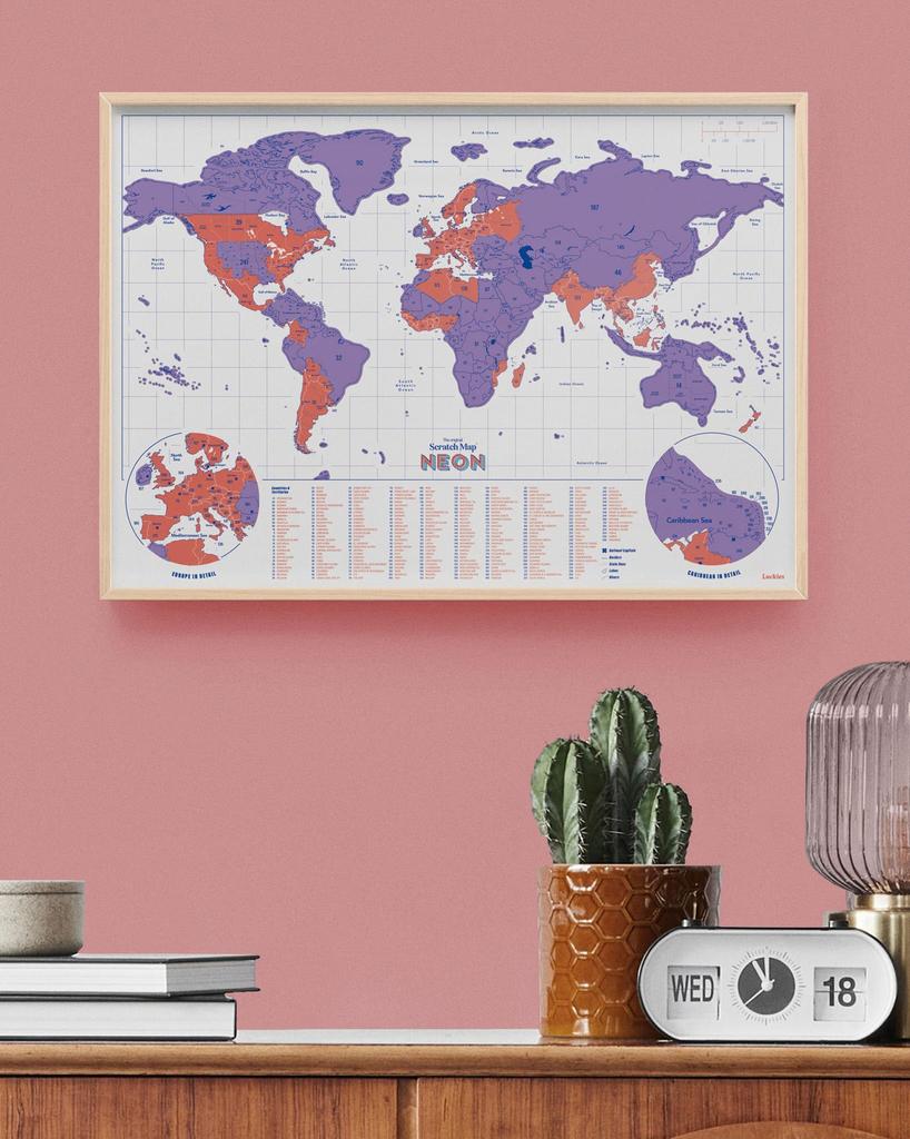 Luckies Острая карта мира SUCK UK Панель, 42x30см, Фиолетовый,