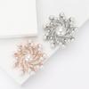Fashion Alloy Pearl Flower Brooch Elegant Temperament Ladies Suit Shawl Corsage Ornament Pin