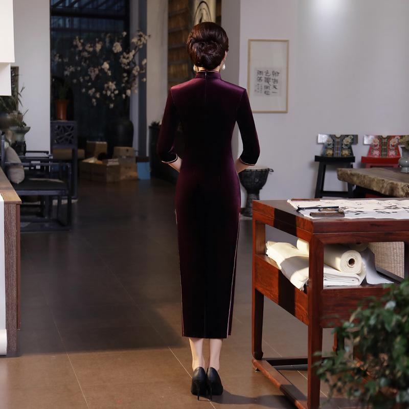 T0018-B autumn and winter new velvet long cheongsam daily banquet large size performance clothes slim Chinese style