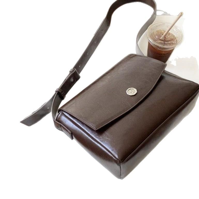 New Niche Design Retro Large Capacity Briefcase Textured Commuter Crossbody Simple Messenger Bag