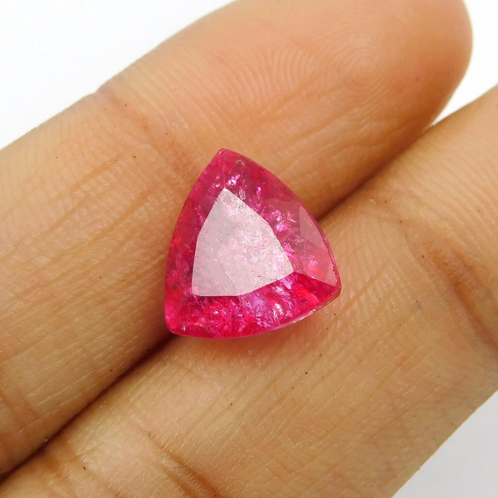 Natural Ceylon Sapphire Loose Gemstone 4.50 Ct Pink Trillion Shape