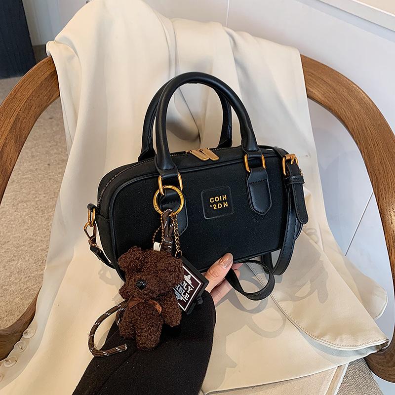 Матовая ретро-сумка женская осень-зима новая универсальная на плечо, мессенджер, высококлассная портативная сумка-подушка