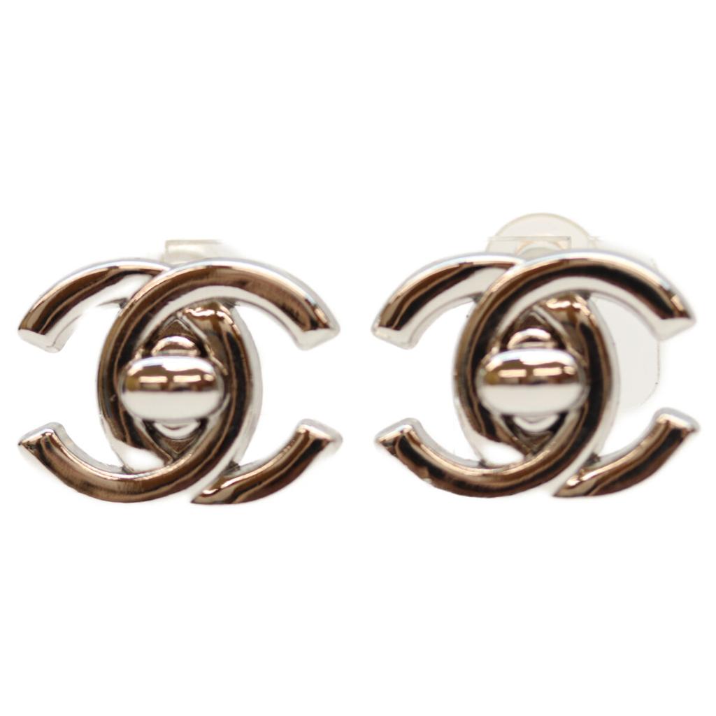 CHANEL 96P Silver Turn Lock CC Logos Earrings Earring SilverUsed