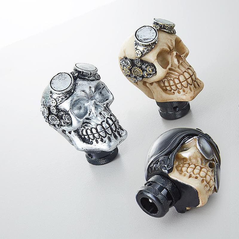 Universal Skull Head Gear Lever Gear Shifts Knob Skeleton Shape Gear Shift Knob Manual Transmission LED Light Gear Shifts Knob