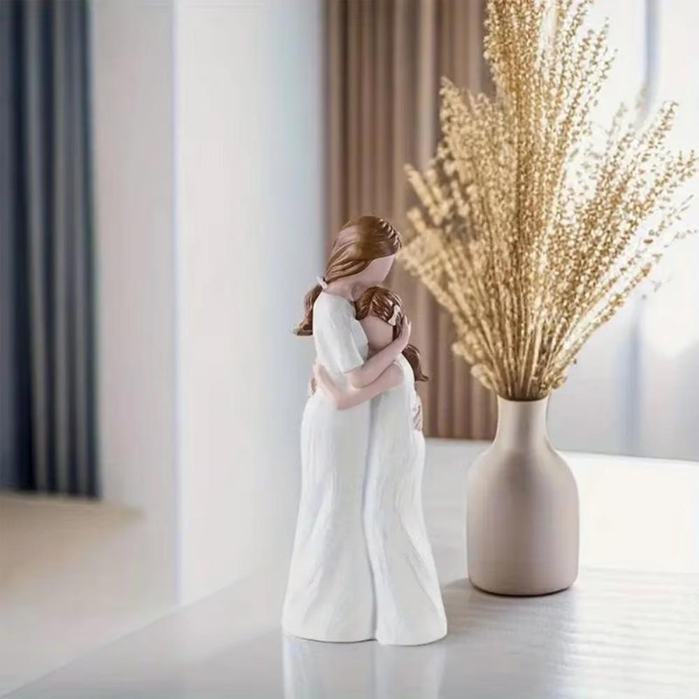 Resin Craft Mom Hug Daughter Sculptures Elegant Family Sculpture  Birthday Gift