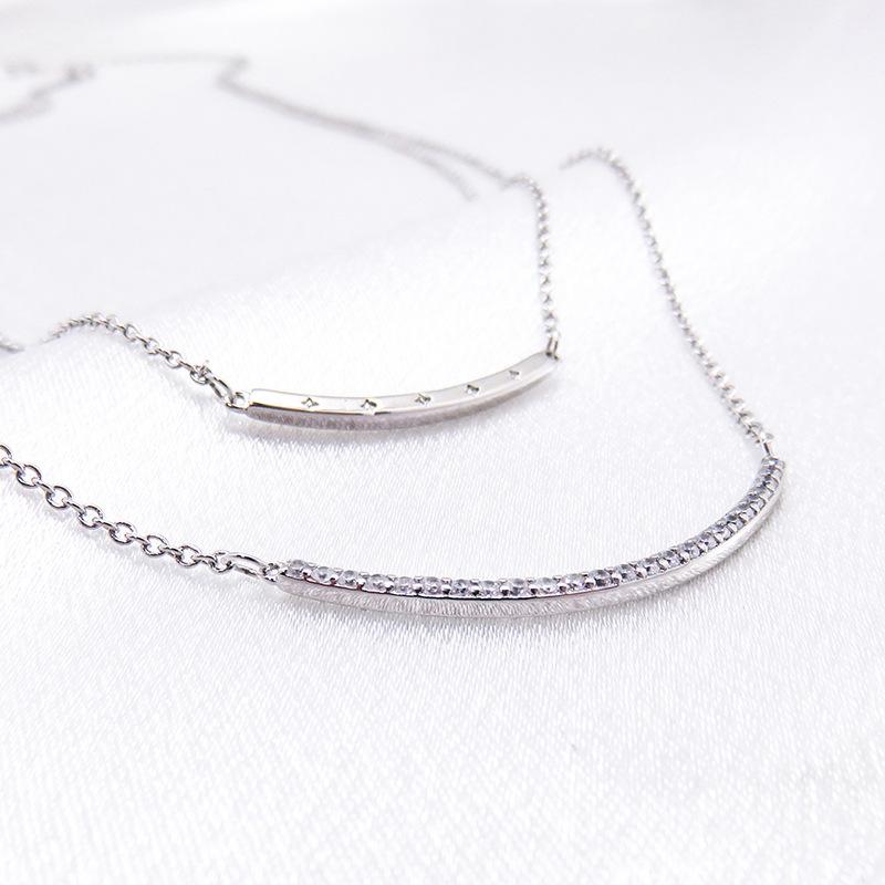 Niche Design Line Smile Высококачественное ожерелье для девочек Простое однослойное ожерелье с изображением улыбки