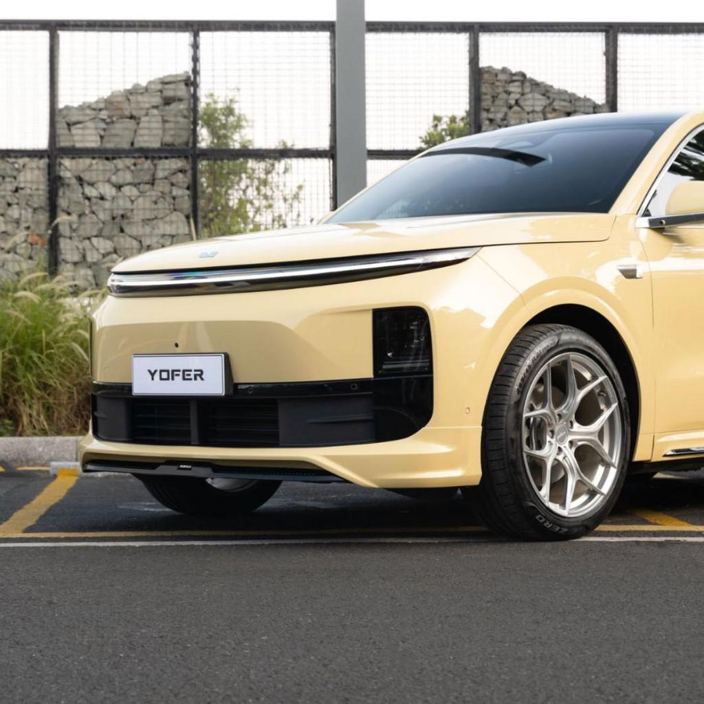 Совместимо с Li Auto L9: Обвес YOFER, включающий передний бампер, боковые юбки, заднее антикрыло, задний диффузор, задний бампер, угловые накладки, передний сплиттер.