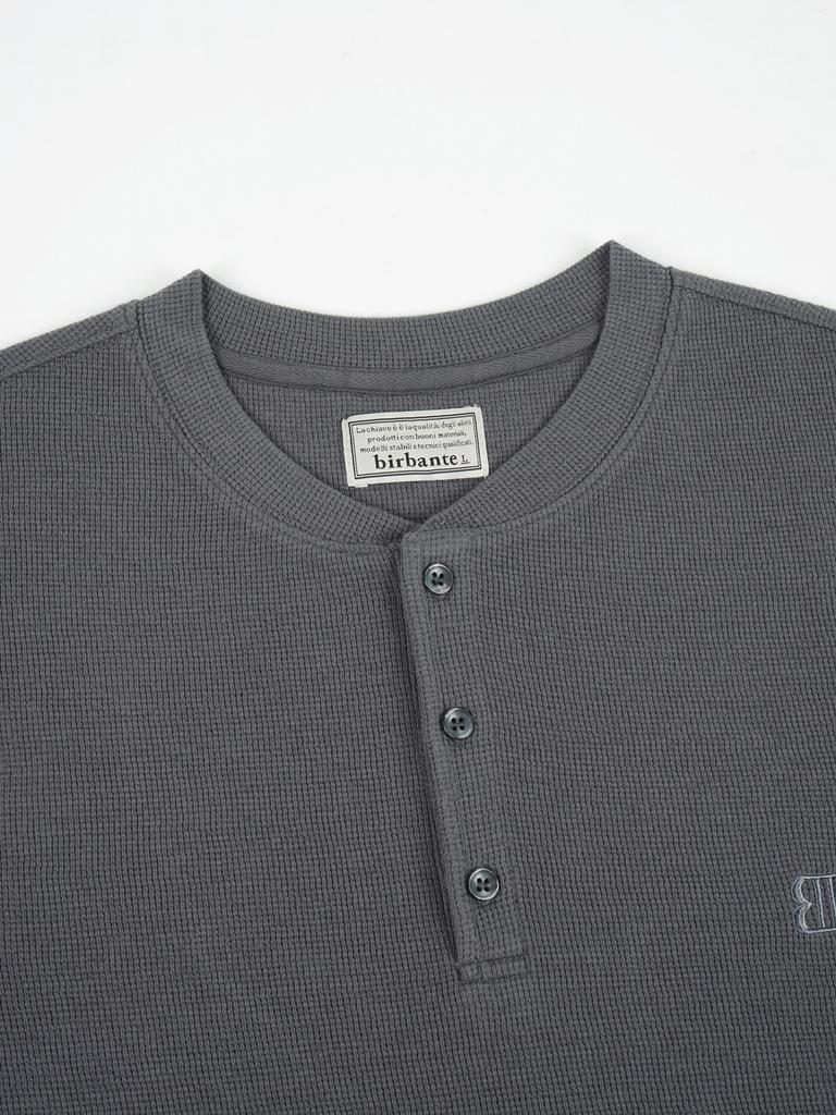 Серая футболка-henley BIRBANTE с логотипом-сеткой