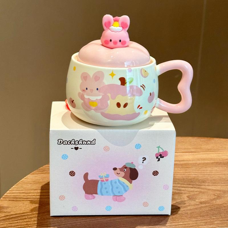 Вручение друзьям подарков на выпускной 1 июня Кружка керамическая «Высокомерный яблочный щенок» Сестрам и лучшим подругам Значимые подарки