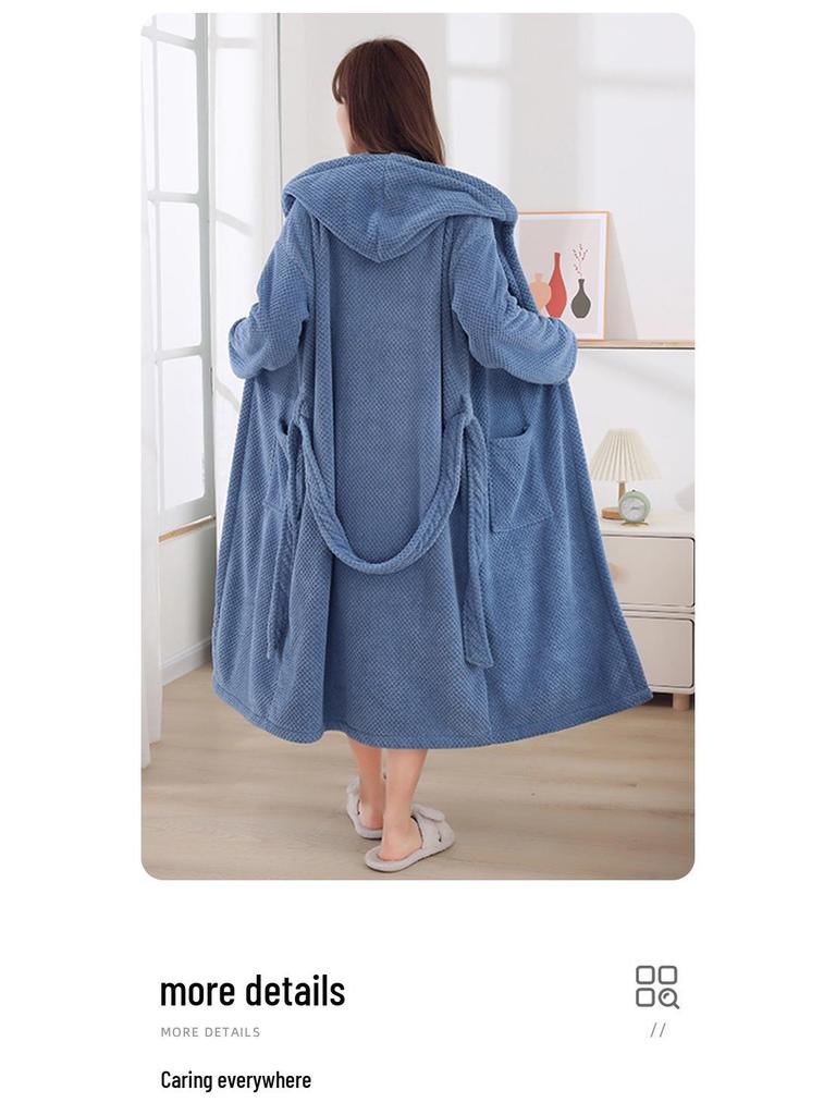 Четыре сезона Мерау Халат из кораллового флиса с капюшоном: Плотное, носимое банное полотенце с перекрестной завязкой и длинными рукавами.