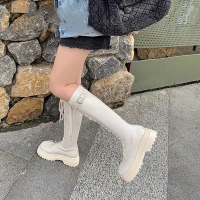 Осенние тонкие ботфорты интернет-знаменитости женские 2025 новые высокие ботинки Мартина на толстой подошве с перекрестными ремешками тренд