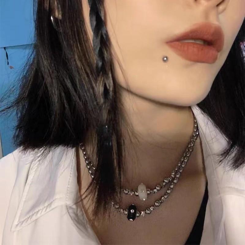 Корейское маленькое звездное ожерелье: Нейтральный холодный стальной чокер-бусина