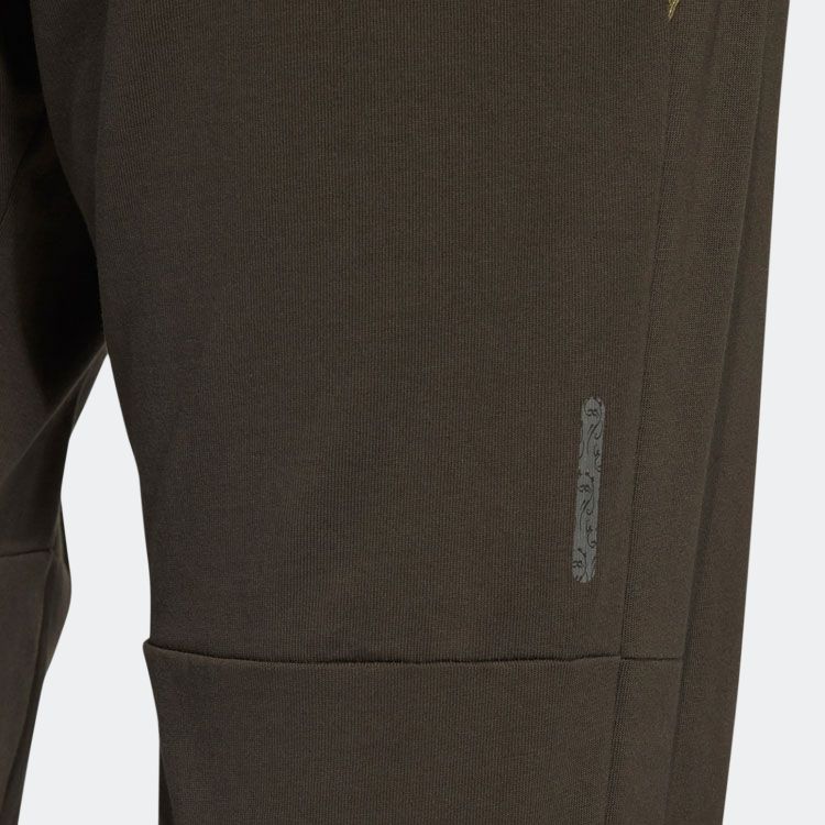 Adidas Вязаные брюки Essential с манжетами на щиколотках и принтом логотипа. Мужские спортивные штаны. Темно-серые оливково-зеленые HE5159