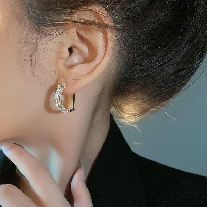 Европейские и американские блестящие серьги-кольца с буквой D для женщин, модные серьги-кольца Huggie, свадебные женские украшения