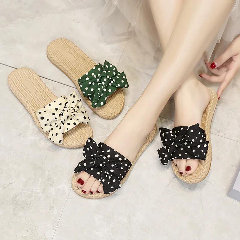 Женские тапочки, корейские домашние банные тапочки, летние сандалии, тапочки, модная пляжная обувь на плоской подошве с волнистой точкой