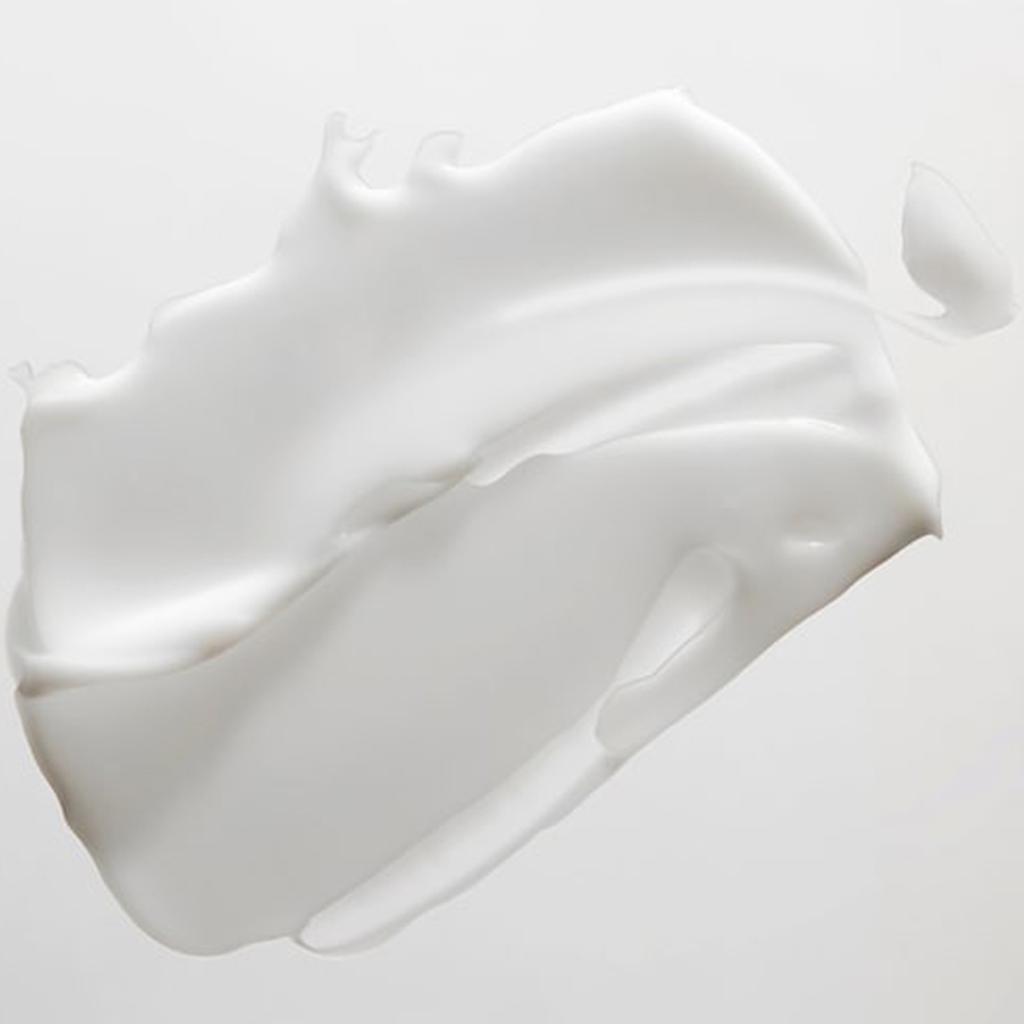 Можно быстро и надолго улучшить здоровье и силу волос с помощью крема с кератином. Крем для ухода за волосами 100 мл.