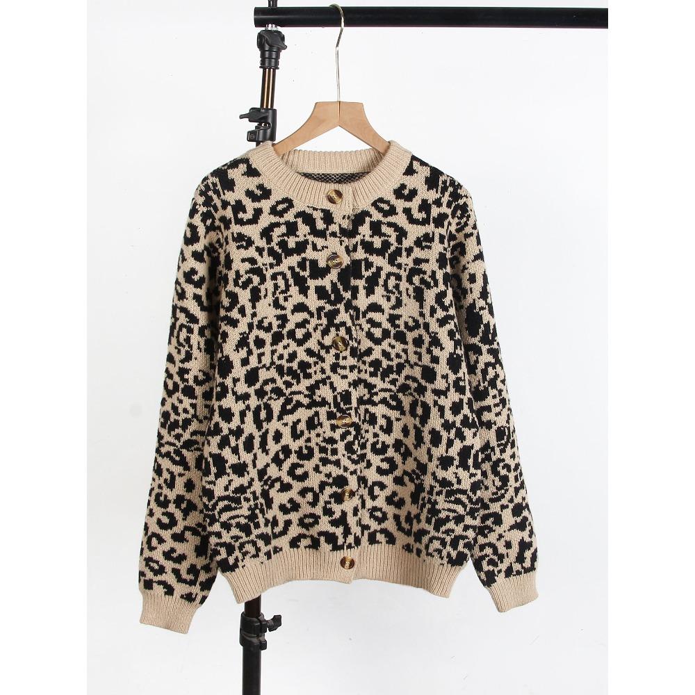Women's Crew Neck Long Sleeve Leopard Print Loose Fit Commuter Knit Cardigan