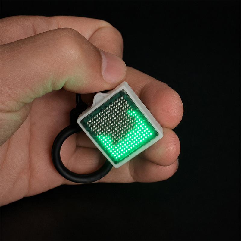 Светящаяся лампа с циркулирующей жидкостью LED, кибер-флюидная лампа, портативный светящийся элемент декора, для снятия стресса, стильный подвесной брелок для сумки, подарок
