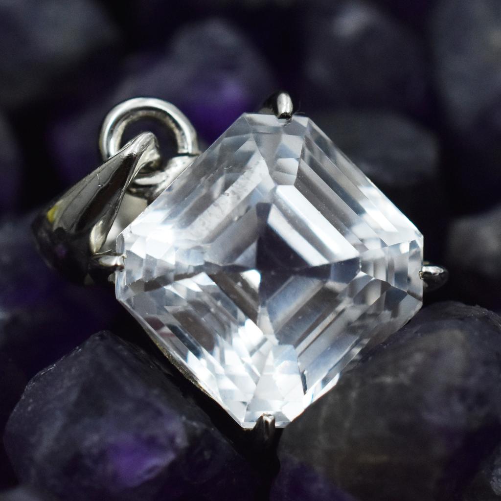 Квадратный Натуральный Сапфир 29.05 Карат Серебристо-Белый Подвеска Свободный Драгоценный Камень СЕРТИФИЦИРОВАН AR-3644-Sa