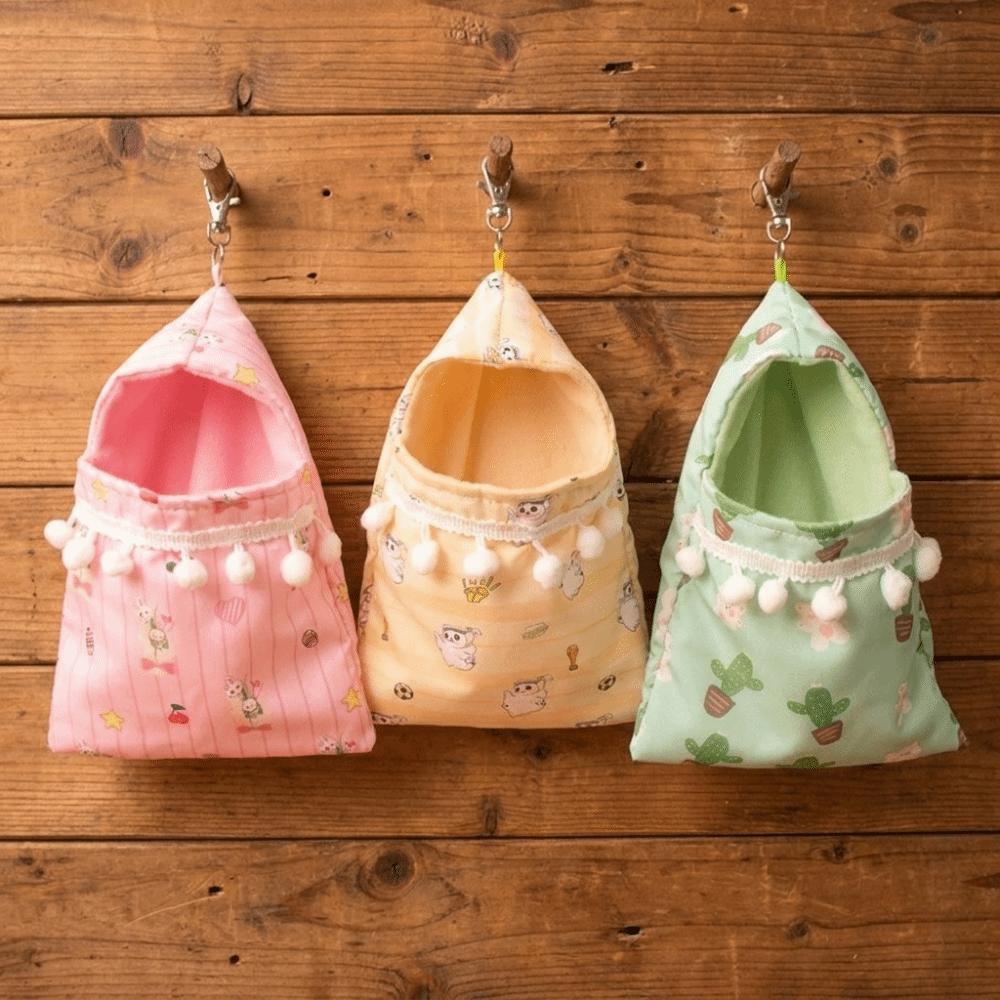 Breathable Sugar Glider Hanging Nest Triangular Small Pet Bed Cute Guinea Pig Nest Small Pet
