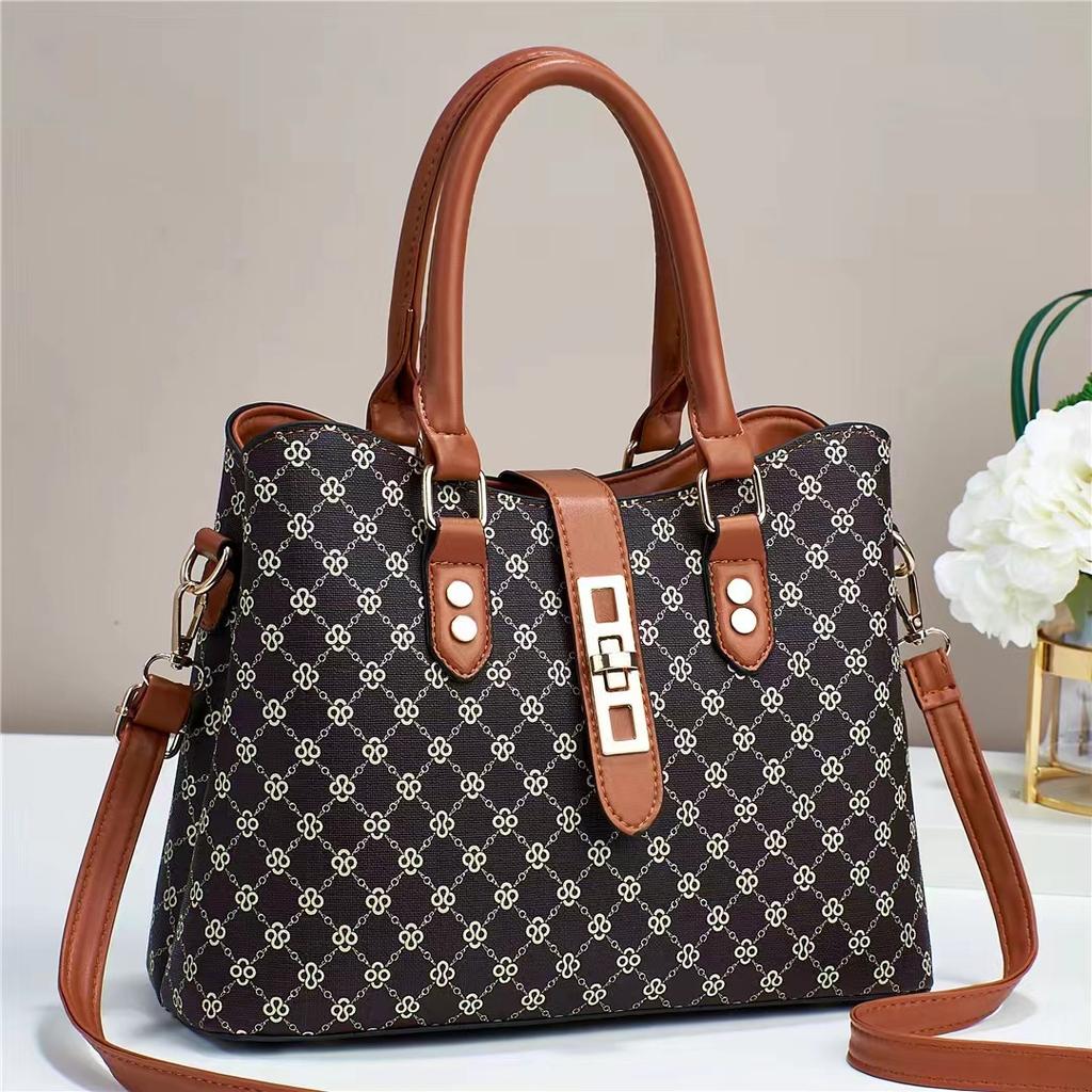 Women's Bag Fashion Handbag Casual Simple Shoulder Bag New Crossbody Bag Color Large Capacity Mother Bag